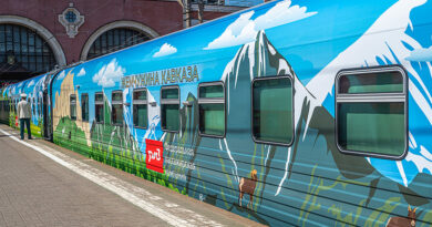 Tren de turismo renovado ‘Perla del Cáucaso’ ofrece viajes de confort por siete días en el sur de Rusia