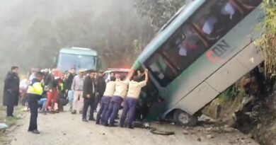 Autobús cae en una pendiente en Perú con saldo de 20 lesionados, entre ellos 4 mexicanos