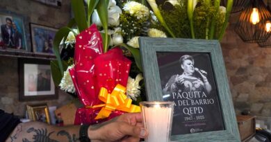 Artistas, amigos, fans y seguidores despiden a la veracruzana Paquita la del Barrio