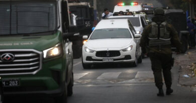 Con fuegos artificiales y dos detenciones despiden a un narco en un ‘narcofuneral’ de extremo riesgo
