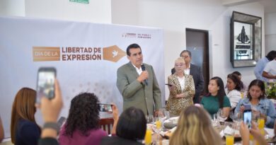Encuentro con los medios de comunicación. “Sin la crítica” de la prensa el gobierno sería un caos: Bautista Hernández   
