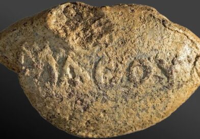 Un proyectil helenístico revela un mensaje sarcástico en plena guerra antigua de hace   2 mil años