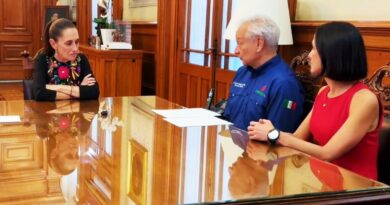 Cuatro semanas después del derrame en el Golfo: Sheinbaum despide al director de Pemex sin cargos penales
