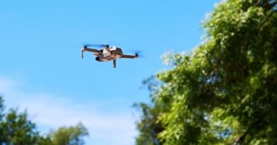 Envían dron con volantes amenazantes a celebración civil con “carnitas asadas” por la salida de Rocha