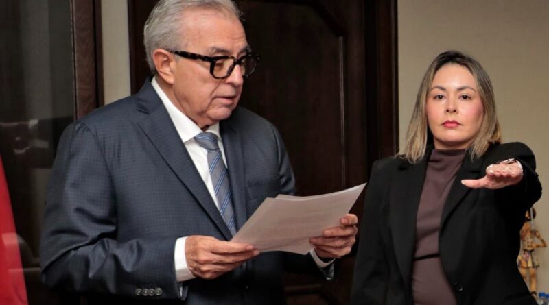 Gobernadora interina de Sinaloa, Yeraldine Bonilla, que Rocha llamó “la meserita”   