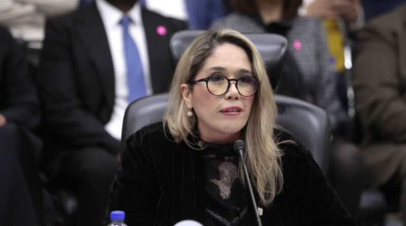 Intentos ‘por desestabilizar a la Junta del INE’: consejera niega denuncia vs. funcionario del árbitro