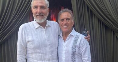 Muestran expanistas el músculo; fiesta de Yunes Márquez de lujo con el depuesto líder Adán Augusto   