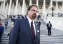 Otra acusación a legisladores: Congreso investiga a senador republicano por acoso sexual