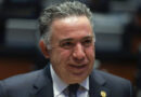 Recula morenista: Senador Enrique Inzunza reconsidera su licencia; regresa a ocupar su escaño