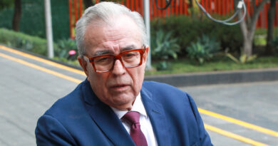 Sinaloa en el banquillo: denuncian a 55 políticos por presuntos acuerdos con ‘Los Chapitos’