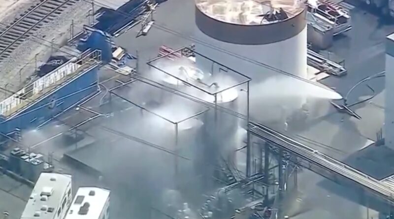 Tragedia en ciernes en California. Más de 40 mil residentes serán evacuados por fuga química de un tanque