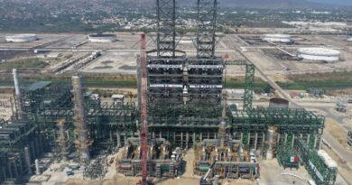 Acumula accidentes recurrentes la refinería de Pemex de Lázaro Cárdenas; flamazo deja tres lesionados  