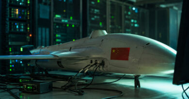 China exprime la IA de EU para acelerar su músculo militar; usa la destilación para copiar