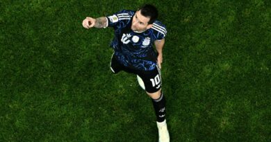 Inglaterra no pudo liquidar a Argentina y éste lo doblega 2-1; la final el próximo domingo