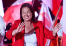Keiko Fujimori llega al poder tras semanas de impugnaciones y sospechas; la derecha recupera el mando