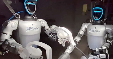 La UC San Diego ensaya el futuro: robots que operan donde no hay médicos