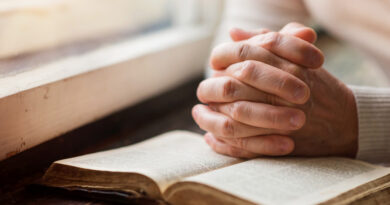 Rusia ejecuta la mayor confiscación contra los Testigos de Jehová