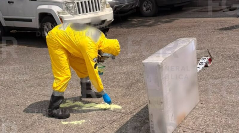 Aseguran cargamento de 12 cajas de mercurio en una alcaldía  de la CDMX tras derrame del  químico