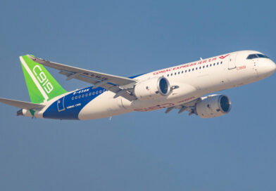 China lanza su primer avión de largo alcance y desafía a Boeing y Airbus