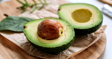 Científicos revelan por qué el aguacate cambia de sexo cada día