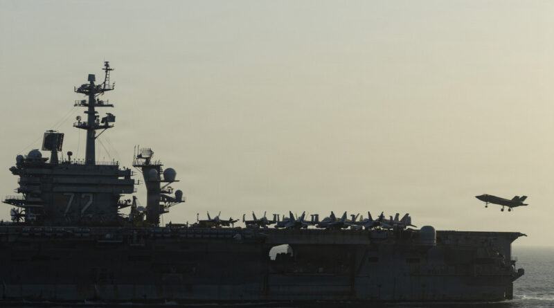 El USS Abraham Lincoln vuelve a casa tras denuncias de deterioro extremo en la tripulación