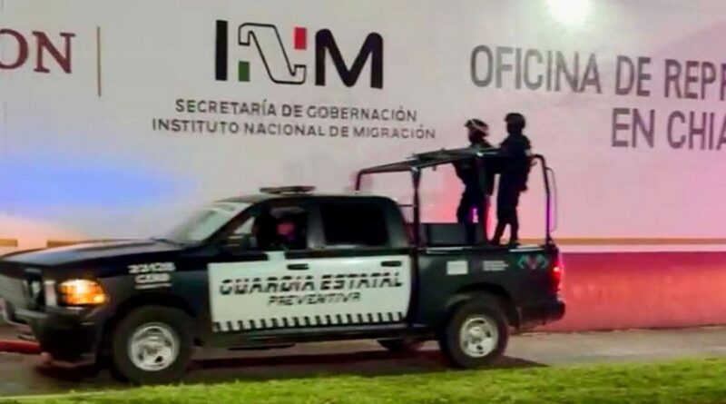 En el limbo migrantes de la estación de Chiapas: extorsionados con 300 dólares y sus países no los aceptan
