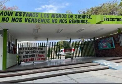 Estudiantes de nuevo ingreso de la Escuela Normal de Chiapas denuncian abusos del Comité Estudiantil