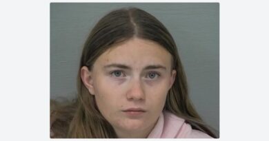 Joven iracunda comete matricidio por desavenencias domésticas; novio intenta matar al padre      