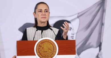 Con protestas y consignas del magisterio en Oaxaca Sheinbaum acepta reunión con la Sección 22 de la CNTE