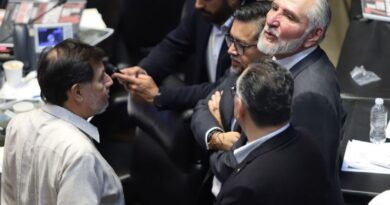 Senadores, diputados y funcionarios no “pueden desaparecer bienes e inmuebles“; deben cumplir con la ley