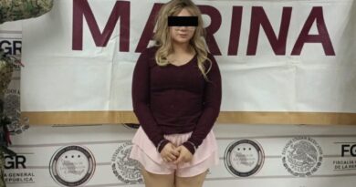 Atrapan operadora logística del Cártel de Sinaloa con más de cinco mil cartuchos