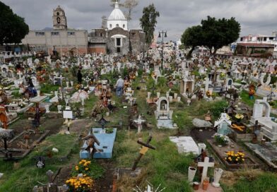 Buscadoras hallan posible incineración masiva de menores en crematorio en Michoacán