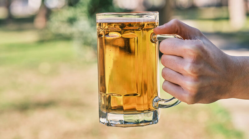 Congreso busca corregir asimetría fiscal en bebidas alcohólicas, cerveza subirá un peso más