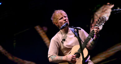 Sheeran se quiebra en Filadelfia y lamenta la salida de Macklemore: “Lo que pasa en Gaza es catastrófico”