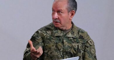 El almirante Ojeda Durán eleva ingresos mientras la Marina enfrenta señalamientos por huachicol fiscal