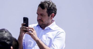 Gobierno de Tabasco corregirá obra de amigos de Andy López tras fallas en el malecón