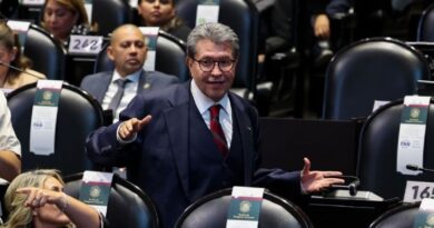 Morena se divide: Monreal se deslinda de comisión para investigar injerencia extranjera en redes