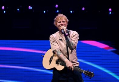 Presiones de estadios y donantes ligados a Israel desencadenan crisis en la gira de Ed Sheeran