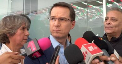 Sheinbaum impulsa cambios legales que podrían sancionar memes, parodias y uso de identidad oficial