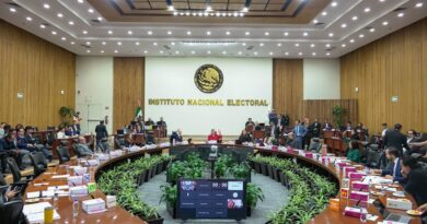 Denuncian presunta red de corrupción y acoso laboral dentro del INE; cobro de cuotas