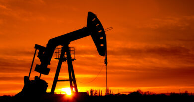 El Brent roza los 110 dólares: ataques, guerra y recortes disparan el precio del petróleo