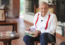 El defenestrado expresidente AMLO reaparece y dedica su nuevo libro a Sheinbaum desde Palenque