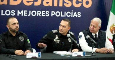Jalisco separa a 17 policías por represión en protesta del agua; investigan uso excesivo de fuerza