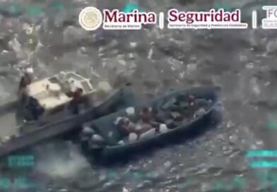 Marina y EU decomisan 46 bultos de cocaína al sur de Huatulco; cinco detenidos son extranjeros