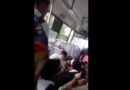Sicarios disparan contra autobús de estudiantes en Sinaloa y desatan pánico entre menores (Video)