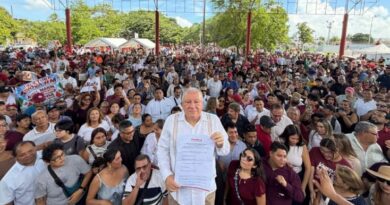 Tras perder la gubernatura, Marín Mollinedo reaparece y busca candidatura de Morena en Benito Juárez